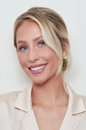 Alix Earle