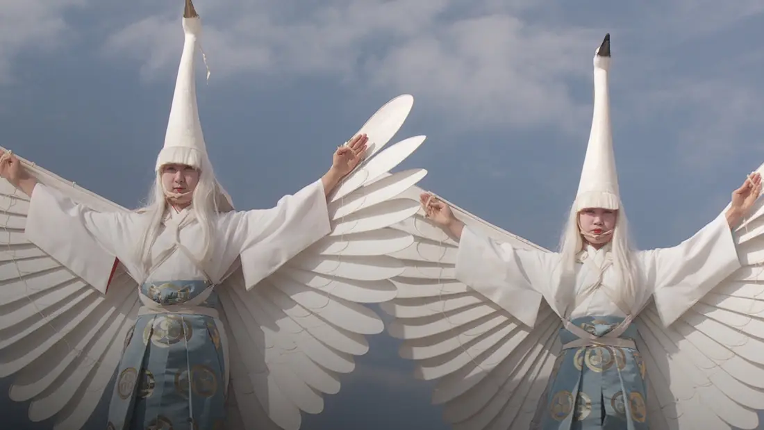 Imagine din filmul AUN: The Beginning and the End of All Things (2011)